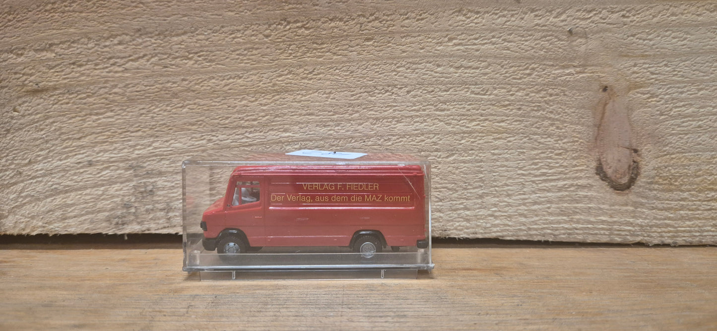 Praline Mercedes T2