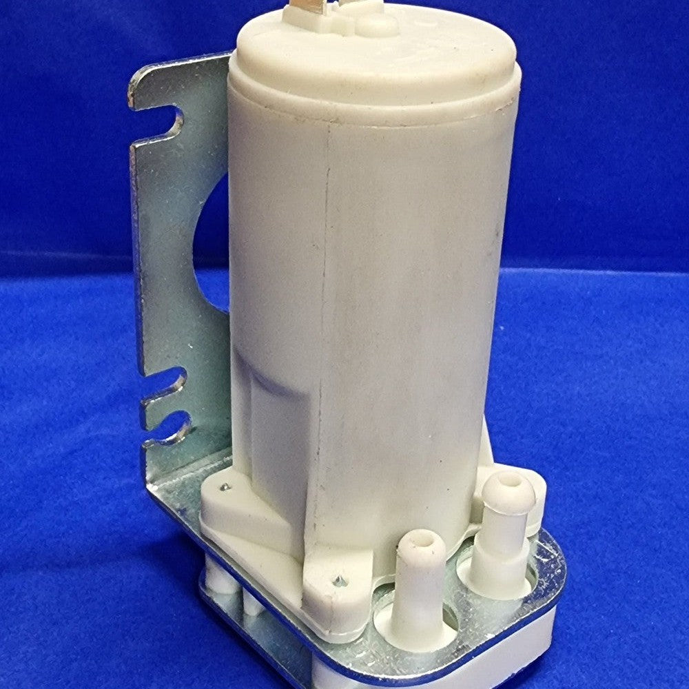 Unimog Waschwasserpumpe 24V