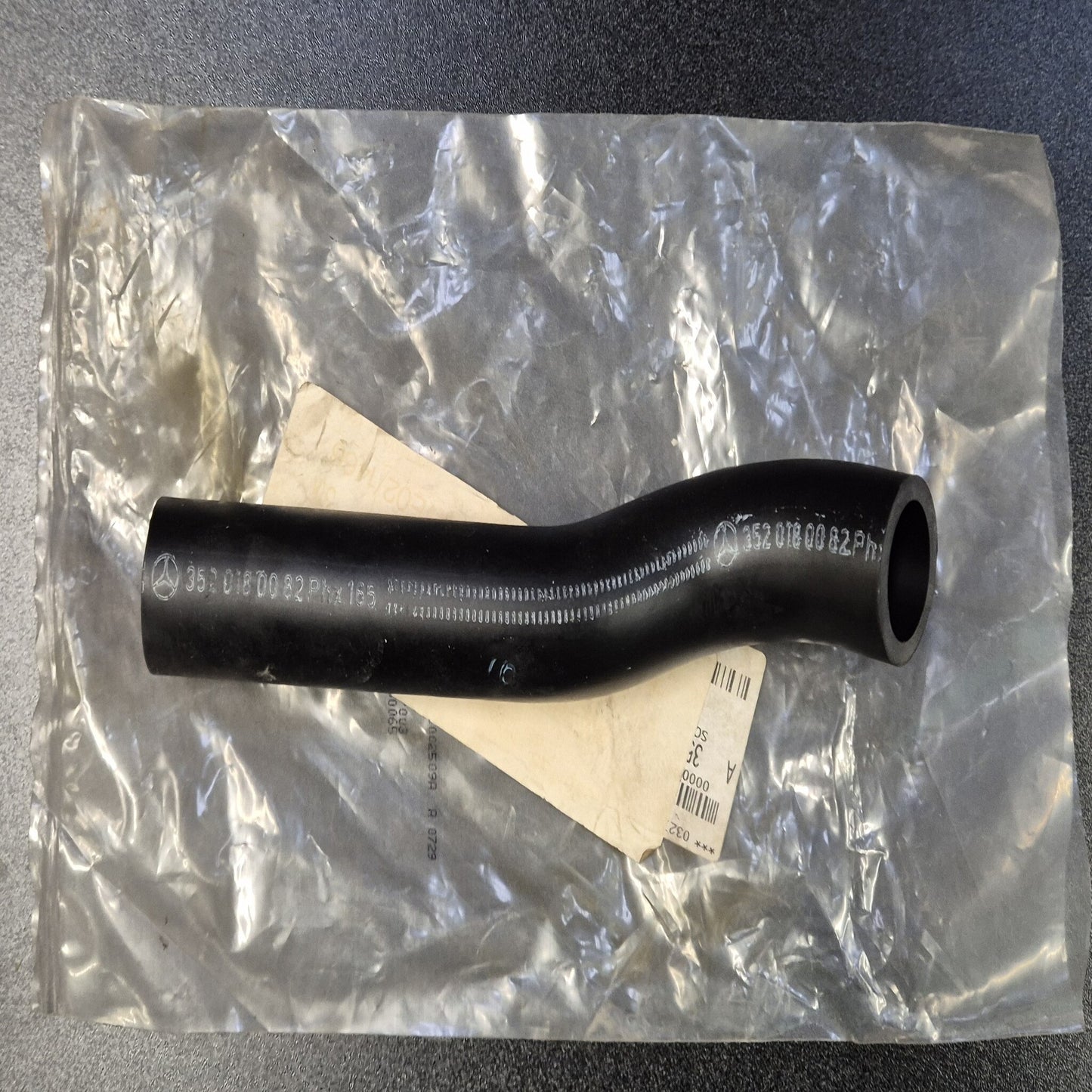 OM352 Schlauch Motorgehäuse - A3520180082