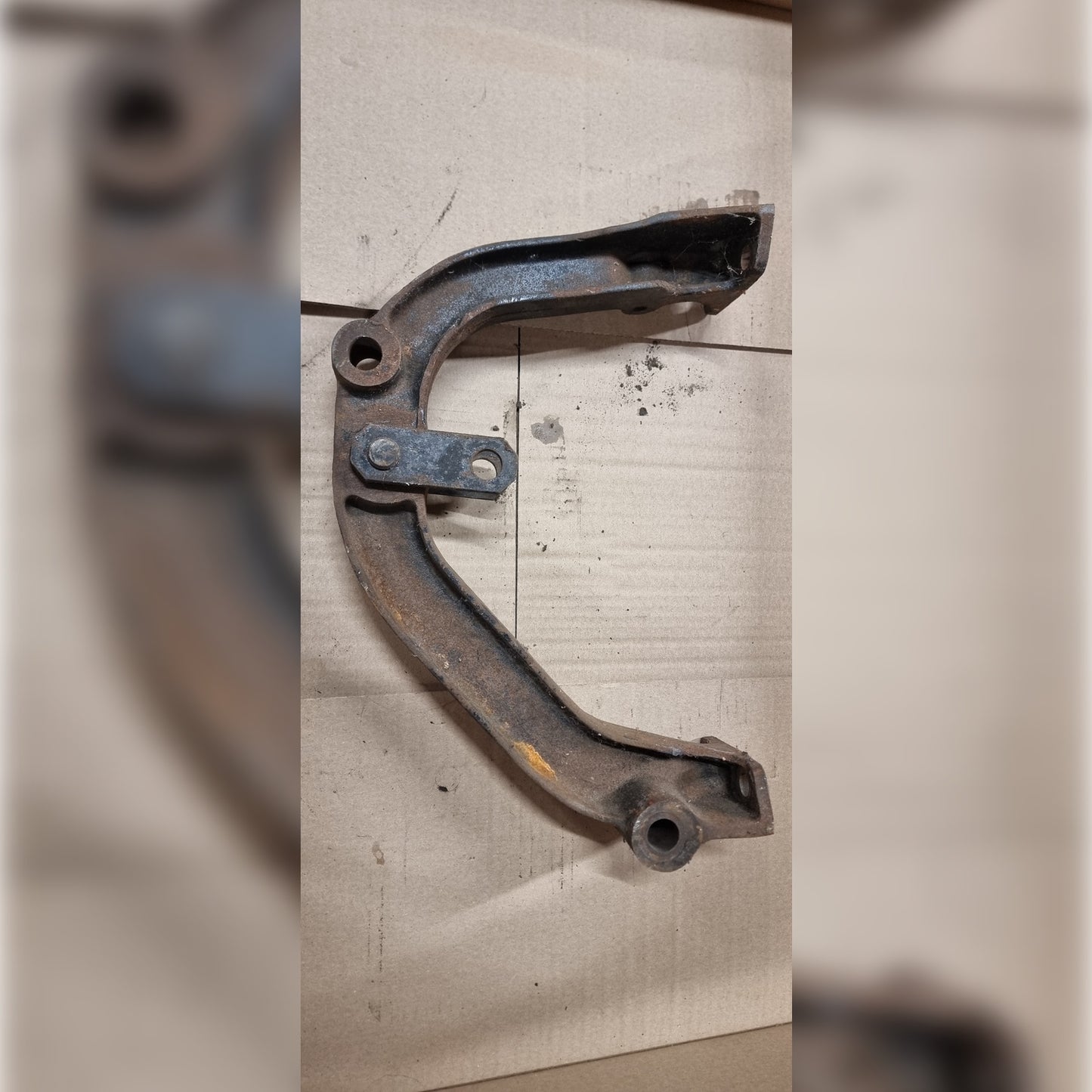 Unimog 406 Motorhalter