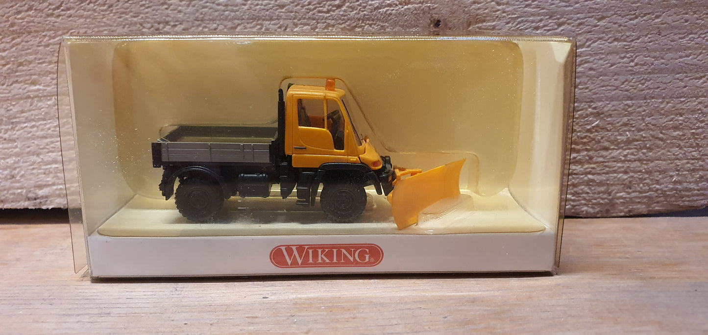 Wiking Unimog U400 mit Schneepflug