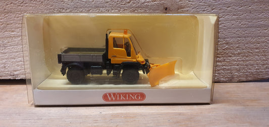 Wiking Unimog U400 mit Schneepflug