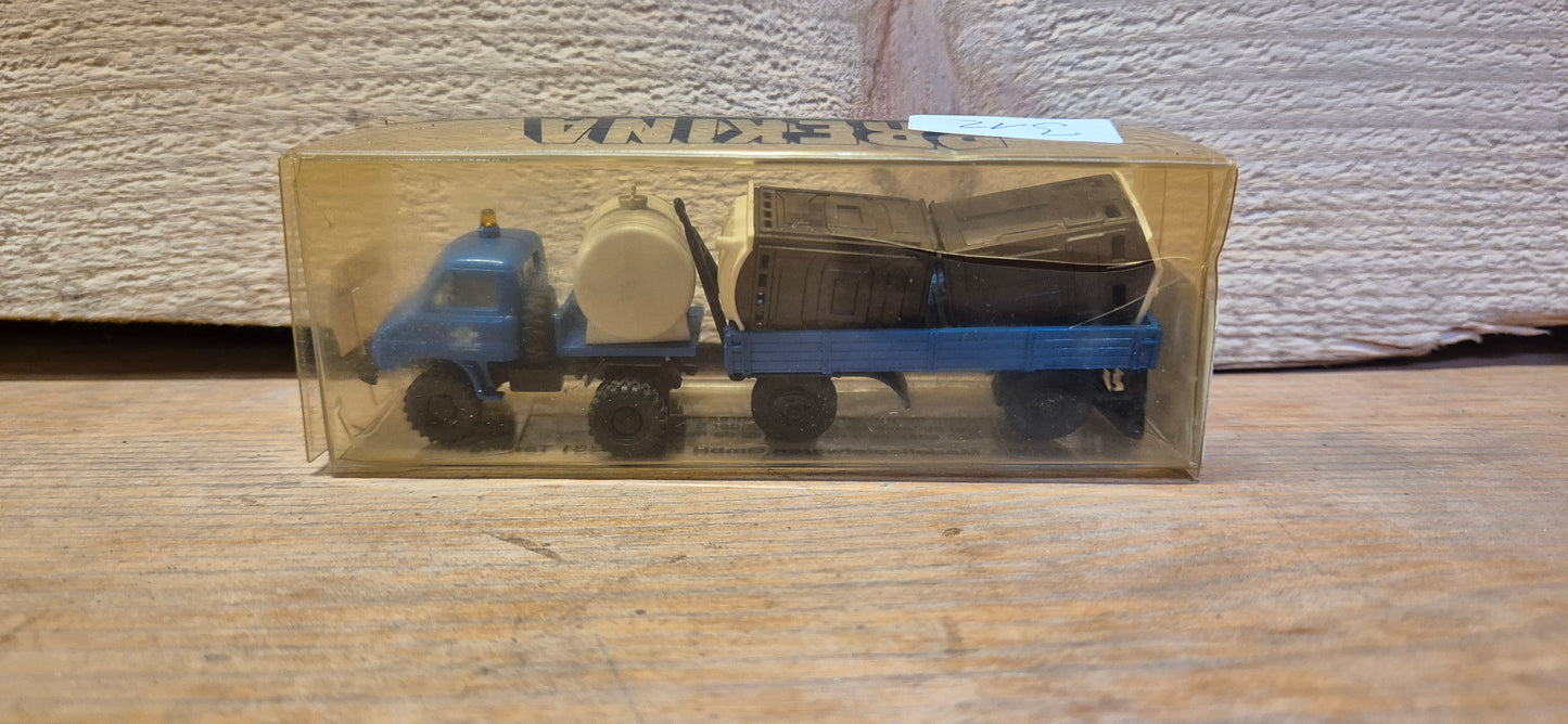 Brekina Unimog 411 mit Anhänger AB Bruch