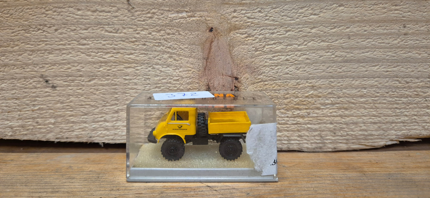 Brekina Unimog 402 Froschauge Post