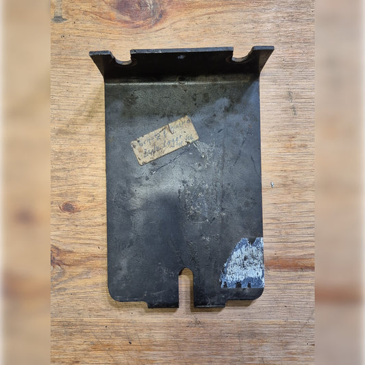 Abdeckblech Lagerbock Zapfwelle hinten