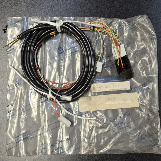 MB Trac Leitungssatz Rundumleuchte- A4415401636