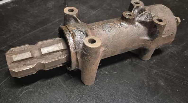 Unimog, MB Trac Lagerbock Zapfwelle