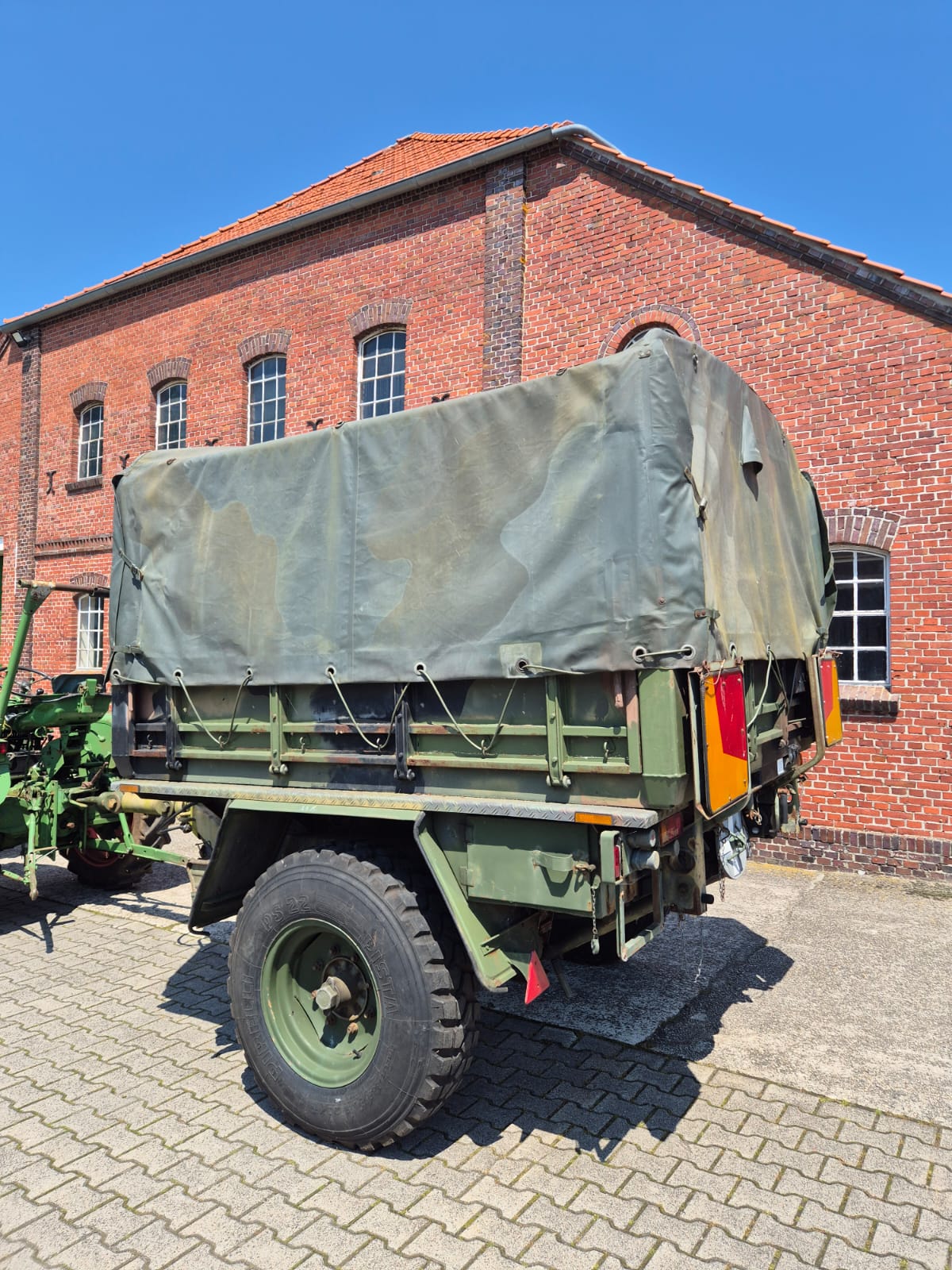 Kässbohrer 1,5t Bundeswehr-Anhänger
